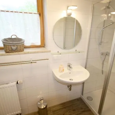 Apartman Bachbauernhof Bayerisch Gmain