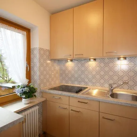 Bachbauernhof Apartamento *